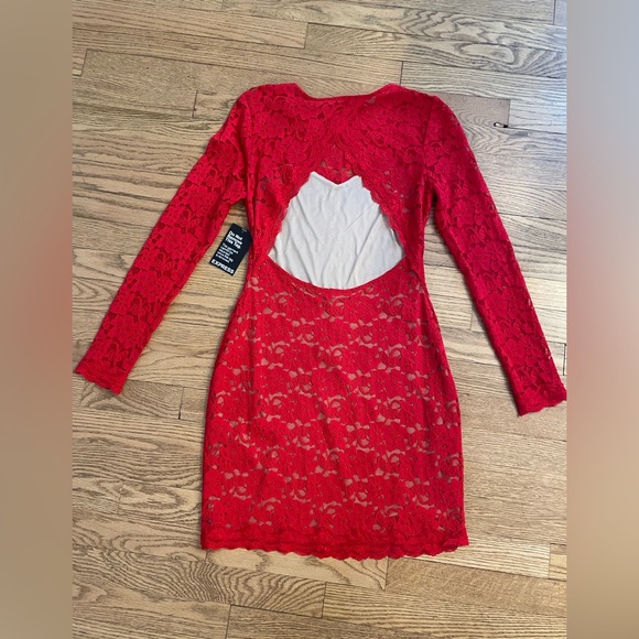 NWT Express Long Sleeve Short Lace Dress with Open Back - Picture 3 of 6